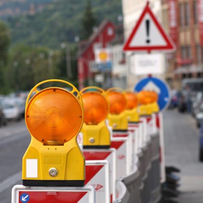 verkehrssicherung-verkehrsplaene-absperrtechnik-hueffermann Hüffermann-Verkehrs-und Baustellensicherung-Verkehrstechnik-Sicherung
