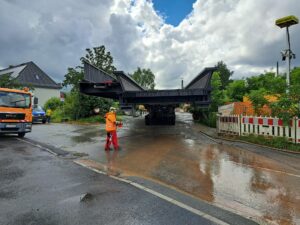 Brückenbau mit SPMT und Mobilkranen Brückenmontage in Bremen Hüffermann Gruppe