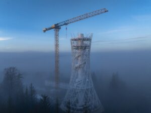 Montage Hexenbesen Turmdrehkran Hebearbeiten